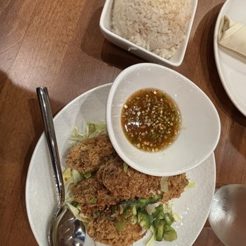 Chef Burma - Chicken wings - Burmese Near Me - Sacramento, California Chef Burma - Chicken wings - Burmese Near Me - Sacramento, California
