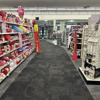 CVS Pharmacy - Drugstores Near Me - HUNTINGTON BEACH, California
