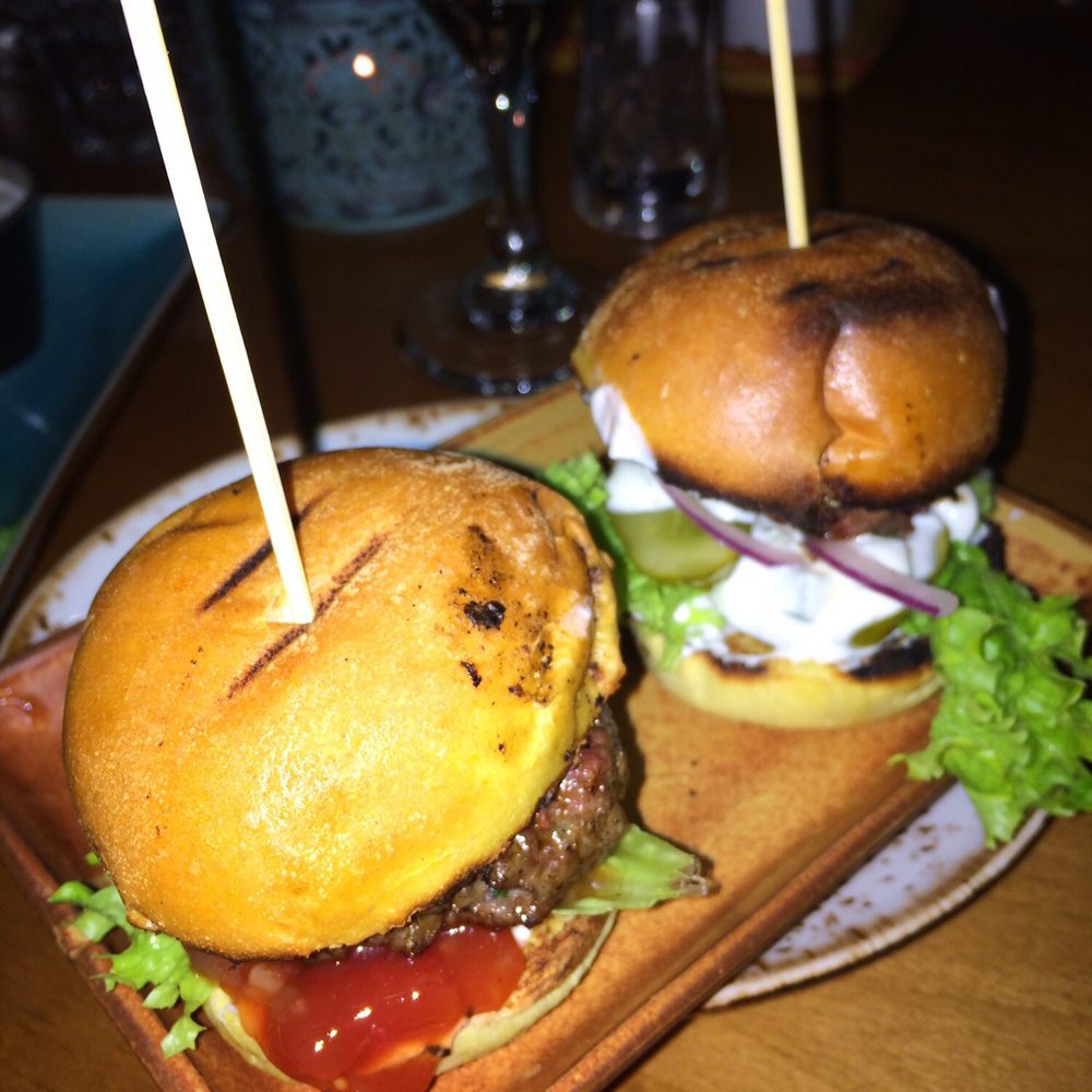 Bar Estilo - Mini tapas burgers - Mediterranean Near Me - Birmingham, ABE
