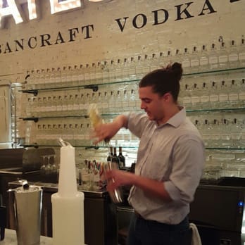 Stateside Vodka Bar - Cocktail Bars Near Me - Philadelphia, Pennsylvania