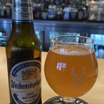 Hinterland Brewery - Weihenstephaner Hefeweissbier - New American Near Me - Green Bay, Wisconsin Hinterland Brewery - Weihenstephaner Hefeweissbier - New American Near Me - Green Bay, Wisconsin