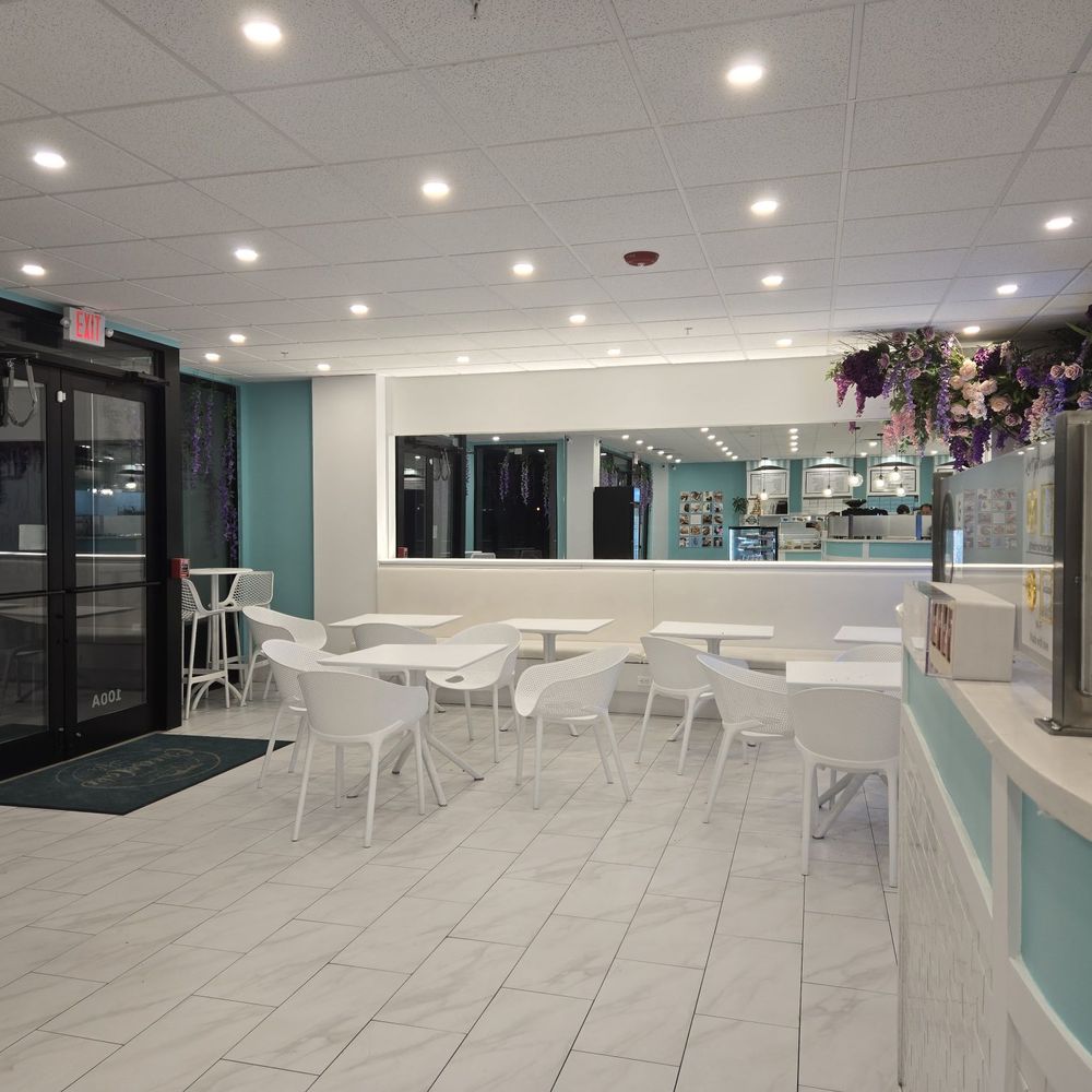 The Dirty Cheesecake - Seating Area - Desserts Near Me - Smithtown, New York The Dirty Cheesecake - Seating Area - Desserts Near Me - Smithtown, New York