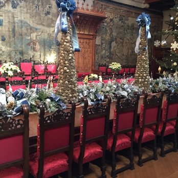 Biltmore Estate - Dining room - Hotels Near Me - Asheville, North Carolina