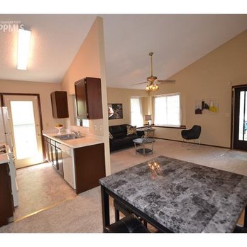 Rockies Best Resource - Full Interior Painting at Mohican Drive in Colorado Springs, CO - Painters Near Me - Colorado Springs, Colorado Rockies Best Resource - Full Interior Painting at Mohican Drive in Colorado Springs, CO - Painters Near Me - Colorado Springs, Colorado