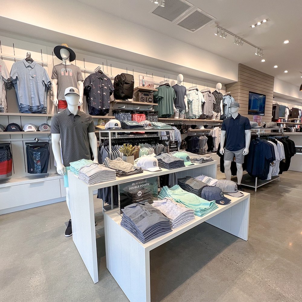 TRAVISMATHEW Updated September 2024 73425 El Paseo, Palm Desert, California Men's