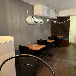 Ask Sushi - Indoor seating