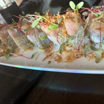 Sushi Blue Wave - Sushi Bars Near Me - Lihue, Hawaii