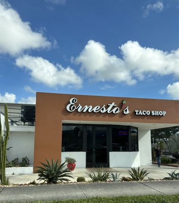 Ernesto's Taco Shop by null