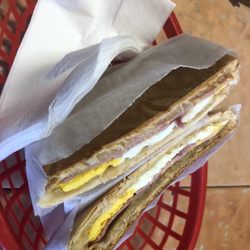 Cafeteria Martinez - Ham egg cheese sandwich
