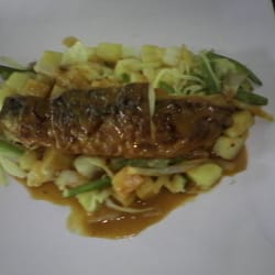 Rubenshuis - Dagschotel aan 10,00 €!! Makreelfilet op een bedje van groentjes, aardappeltjes, garnaaltjes en een bisquesausje, overheerlijk!