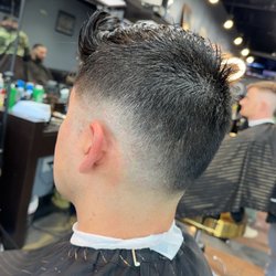 Sammy’s Barbershop - Best barbershop near me medium bold fade haircut 9025 W 151st Street Orland Park at Sammys barber shop