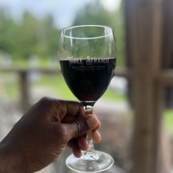 Three Strands Vineyard and Winery - Taste like Port