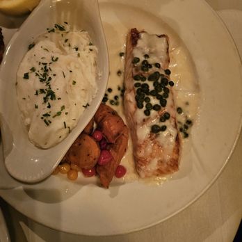 The Derby - Steakhouses Near Me - Arcadia, California