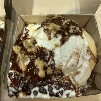 Cinnaholic - Bakeries Near Me - Tulsa, Oklahoma