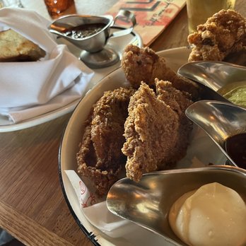 La Lucha - fried chicken - Seafood Near Me - Houston, Texas La Lucha - fried chicken - Seafood Near Me - Houston, Texas