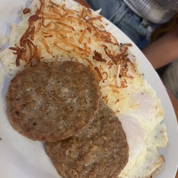 Coco's - The Classic - American Near Me - Mission Hills, California