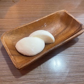 Mayasushi - Vanilla mochi - Poke Near Me - Pittsburgh, Pennsylvania