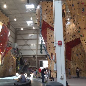 Brooklyn Boulders - Rock Climbing Near Me - Chicago, Illinois Brooklyn Boulders - Rock Climbing Near Me - Chicago, Illinois