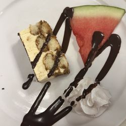 Mirna's Cafe - Tiramisu