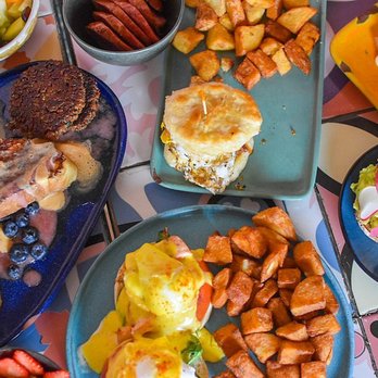 Buena Vida Tapas Bar - Spanish Near Me - Atlanta, Georgia