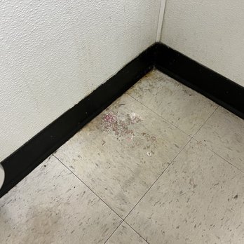 Jamba - Soap and dirt in the restroom - Juice Bars & Smoothies Near Me - South Jordan, Utah Jamba - Soap and dirt in the restroom - Juice Bars & Smoothies Near Me - South Jordan, Utah