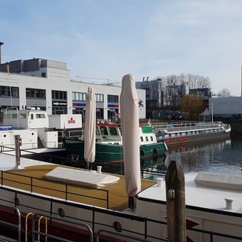 Tempelhofer Hafen - boats around - Shopping Centers Near Me - Berlin, BE