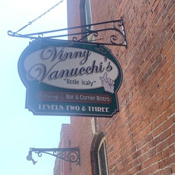 Vinny Vanucchi's - Italian Near Me - Dubuque, Iowa Vinny Vanucchi's - Italian Near Me - Dubuque, Iowa