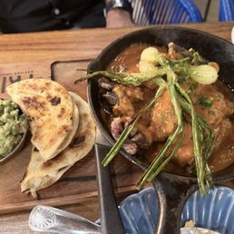 Beef short rib in habanero sauce with 2 quesadillas and guacamole