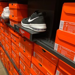 nike outlet grapevine mall