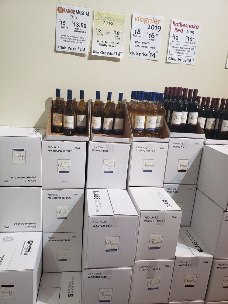 PORTTEUS VINEYARDS & WINERY Updated October 2024 33 Photos & 42