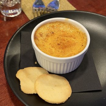 Guildhall - Cardomom Crème Brûlée - Gastropubs Near Me - Whittier, California