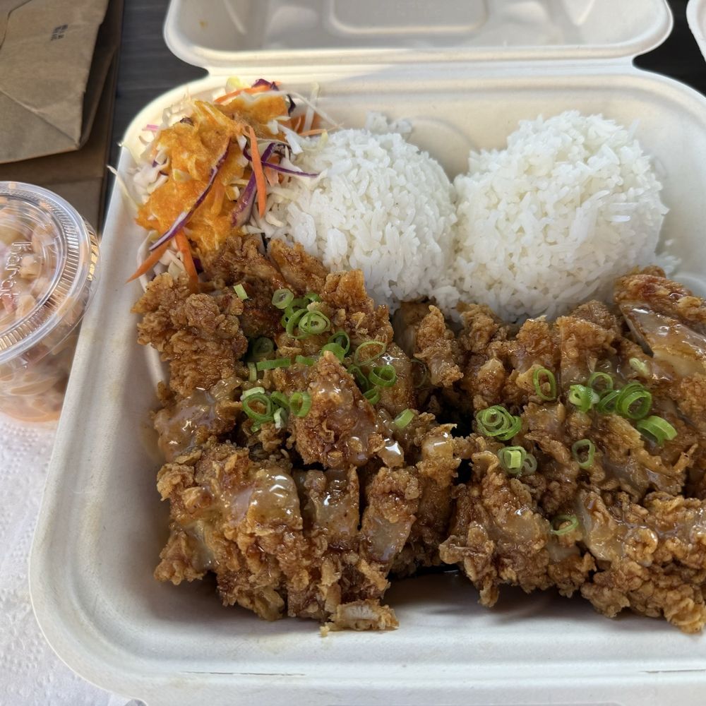 Johana - Food Trucks Near Me - Kihei, Hawaii Johana - Food Trucks Near Me - Kihei, Hawaii