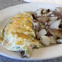 Veggie Omelette with egg whites, no tomatoes Veggie Omelette with egg whites, no tomatoes