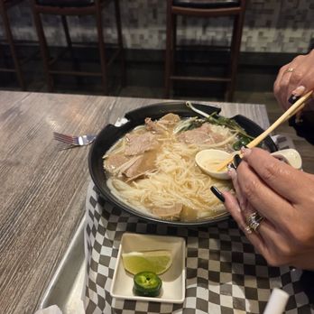 Rai Lay Asian Bistro - Thai Near Me - Charlotte, North Carolina