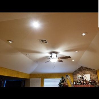 Recessed Lighting And Ceiling Fan Install In Living Room Yelp