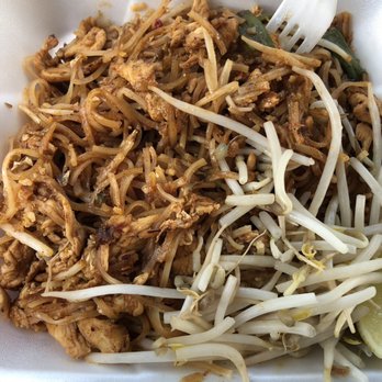 Siam Thai - Chicken Pad Thai - Thai Near Me - West Milwaukee, Wisconsin