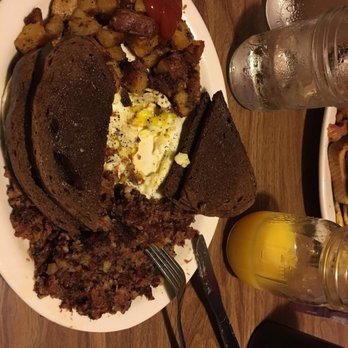 Herb's - Pastrami Hash with pumpernickel toast - Delis Near Me - Uncasville, Connecticut Herb's - Pastrami Hash with pumpernickel toast - Delis Near Me - Uncasville, Connecticut