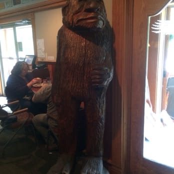 Sasquatch Inn - Sasquatch Inn - Hotels Near Me - Harrison Mills, British Columbia