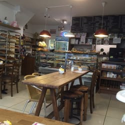 Cake Create Bakery - The shop is adorable!!!