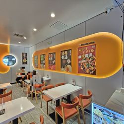 Zhangliang Malatang - Irvine - Dining area. 4/27/2025
