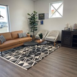 Alexander Collision Center - Newly Updated Waiting area