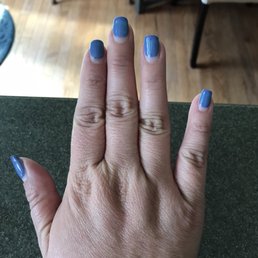 Gel mani 3.5 weeks in with no sign of chipping Gel mani 3.5 weeks in with no sign of chipping