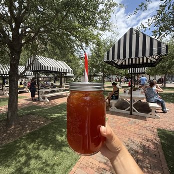 Alabama Sweet Tea - Strawberry sweet tea - Food Trucks Near Me - Waco, Texas