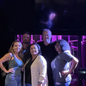 Hill Street Brewing - Comedians - Barbeque Near Me - Oceanside, California