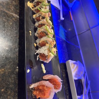 Show Sushi - Sushi Bars Near Me - San Dimas, California Show Sushi - Sushi Bars Near Me - San Dimas, California