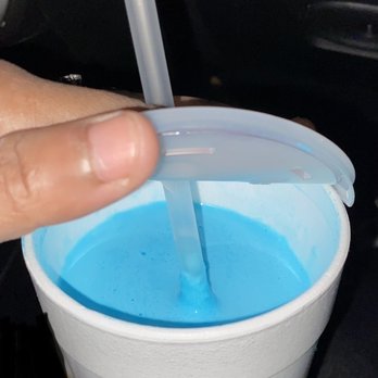 Steak ’n Shake - a hand holding a blue drink - Burgers Near Me - Greenville, South Carolina Steak ’n Shake - a hand holding a blue drink - Burgers Near Me - Greenville, South Carolina