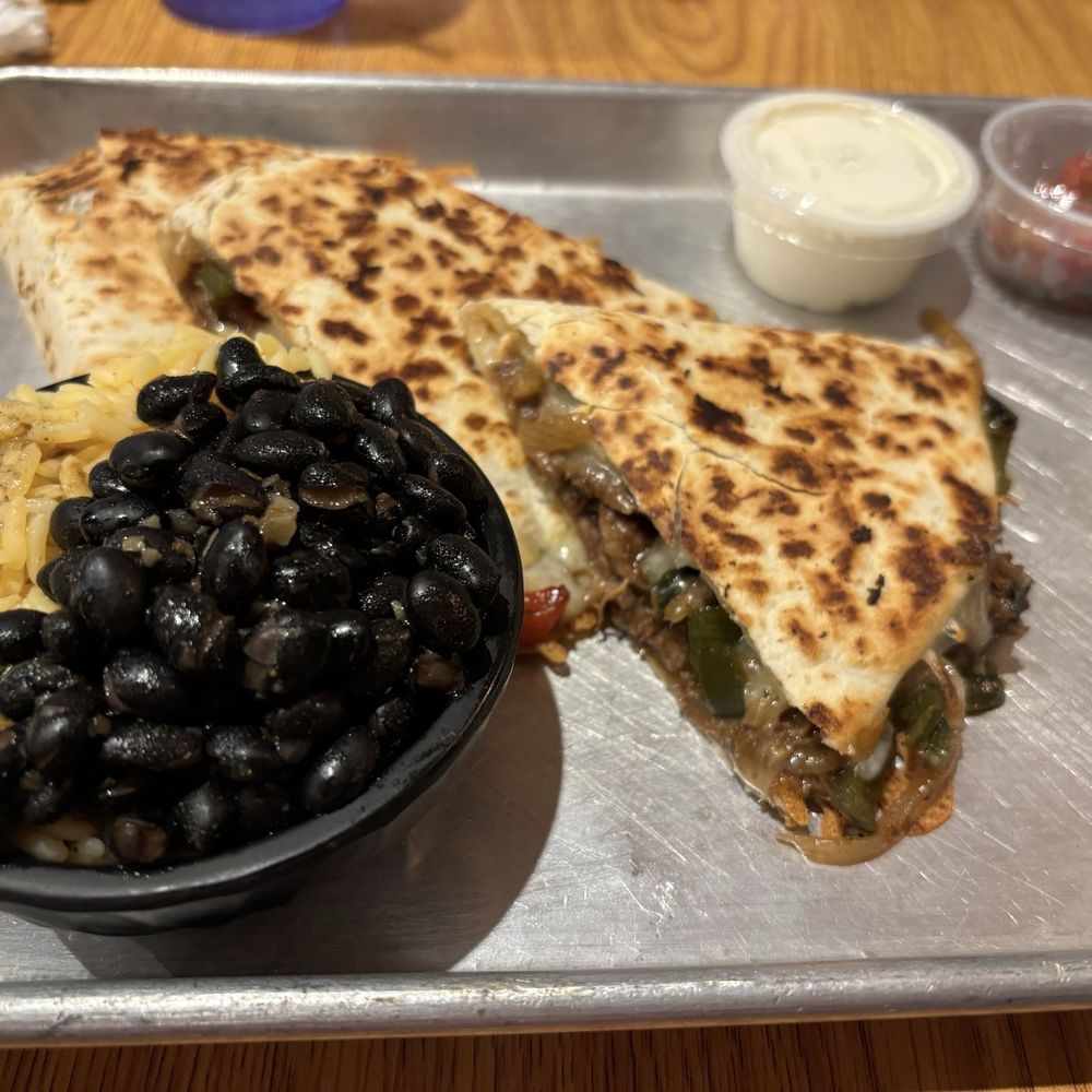 La Plancha - Short rib quesadilla - Mexican Near Me - St Simons Island, Georgia La Plancha - Short rib quesadilla - Mexican Near Me - St Simons Island, Georgia