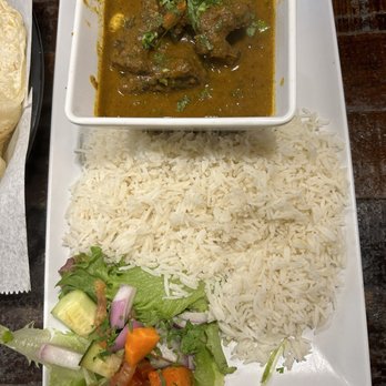 The Momo World - Himalayan/Nepalese Near Me - Chicago, Illinois