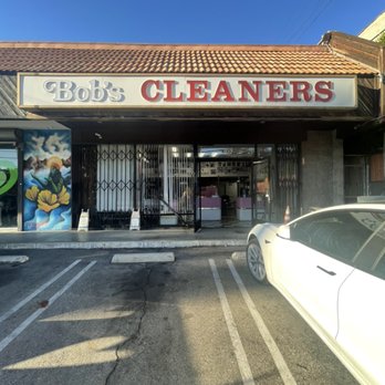 Bob's Cleaners - Dry Cleaning Near Me - Los Angeles, California Bob's Cleaners - Dry Cleaning Near Me - Los Angeles, California