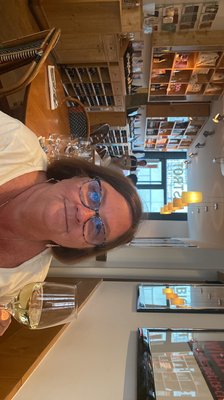 Le Willi's Wine Bar by null